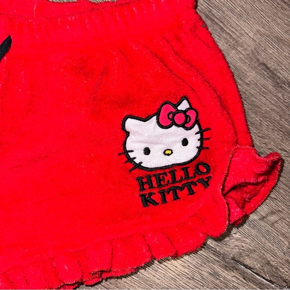 Y2K black and red hello kitty pajama shorts - Picture 4 of 5